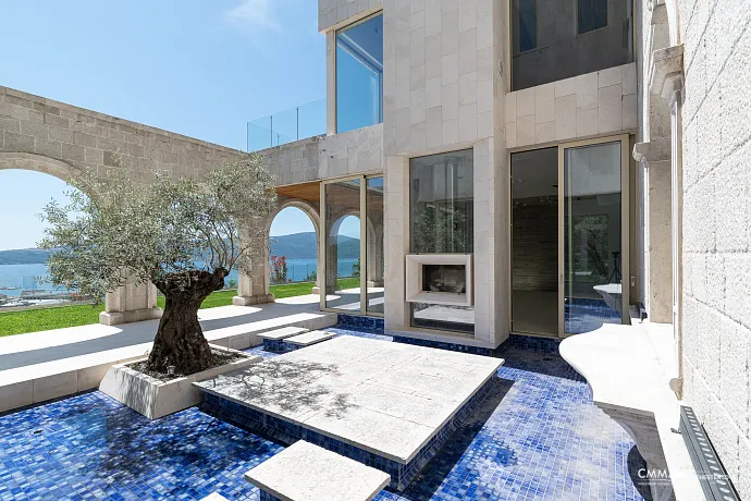 Forest Bay Retreat
