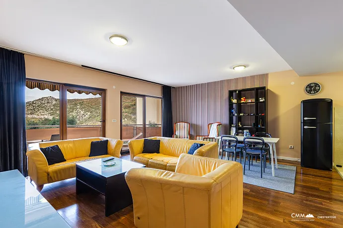 Two-Bedroom Apartment 84 m² in Pržno – Comfort and Coziness by the Sea