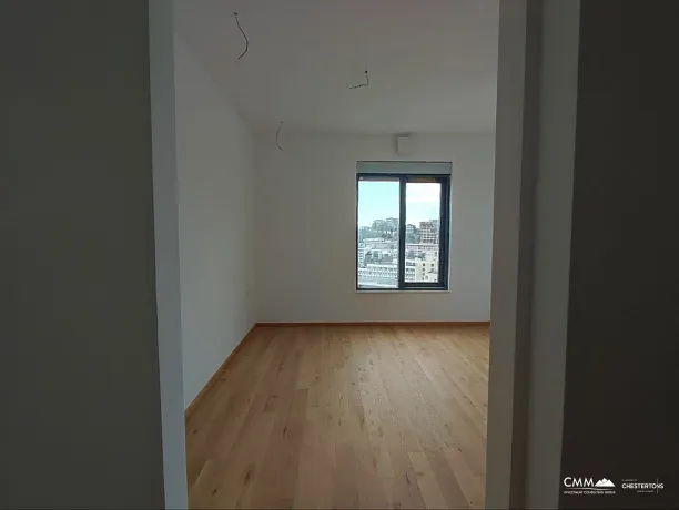 Penthouse in new building in Becici near the sea