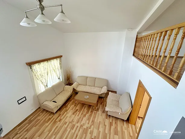 Three storey house in Dobra Voda 308m2