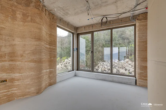 Luxury villa with panoramic views over Porto Montenegro