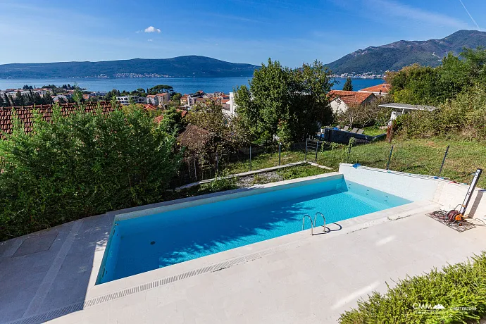 Apartment in Tivat 49m2 with sea view with one bedroom