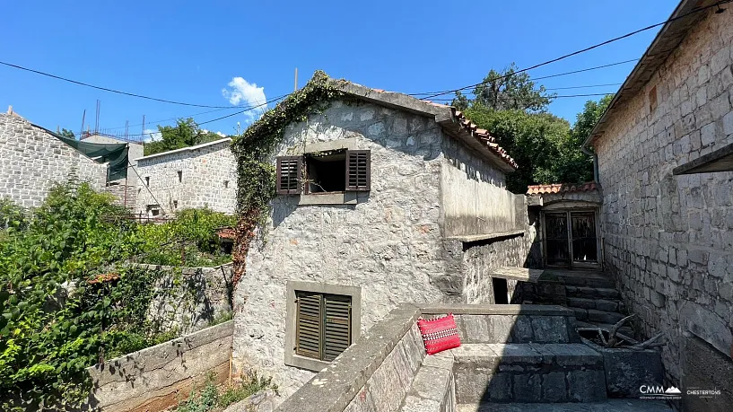 Three houses in the charming village of Klinci on the Lustica peninsula