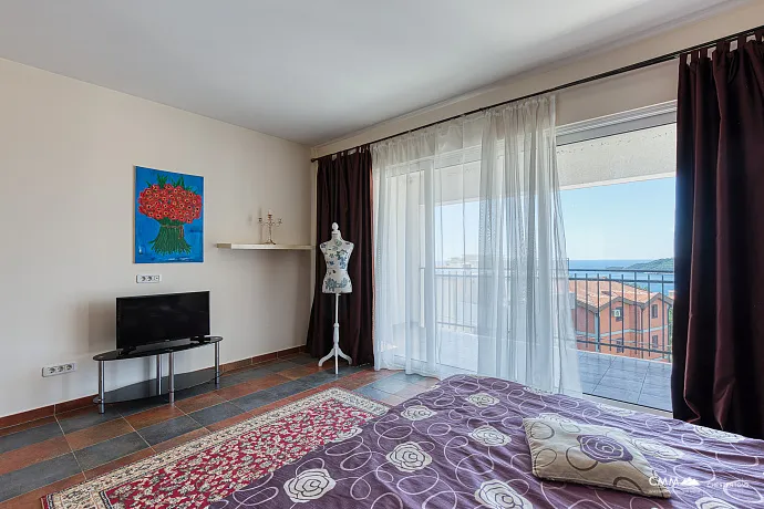 Sea view villa in Becici