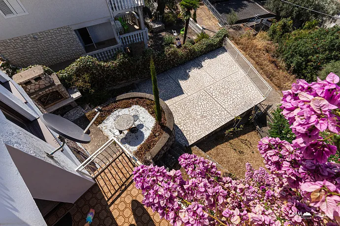 House in Dobra Voda with panoramic sea views