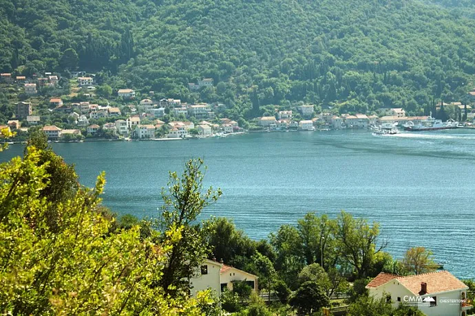 Land in Kamenari with sea view