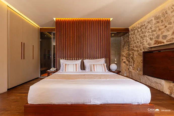 Luxury Villa with Panoramic Sea View – Elegance and Comfort Combined
