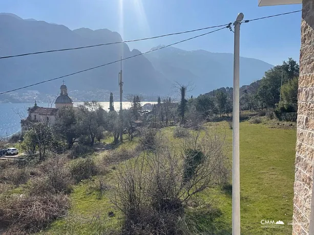 Urbanized plot in Prchanj with a view of the sea