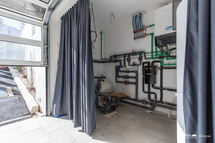 Luxurious villas in the PURE MANSIONS complex