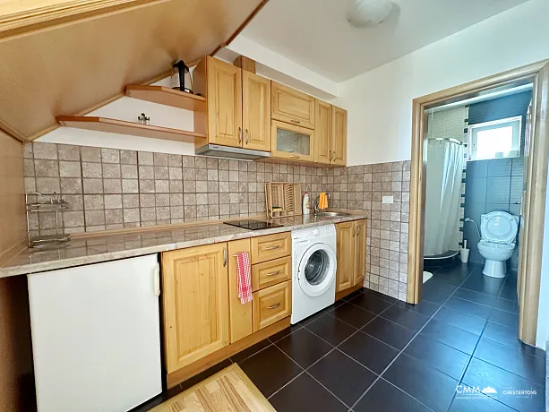 Three storey house in Dobra Voda 308m2