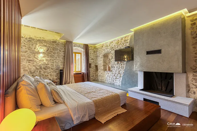 Luxury Villa with Panoramic Sea View – Elegance and Comfort Combined