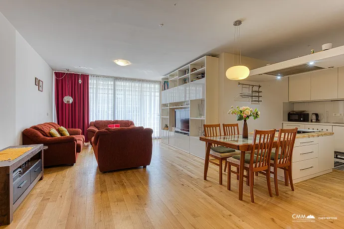 Modern, Comfortable, and Fully Equipped One-Bedroom Apartment Near the Beach