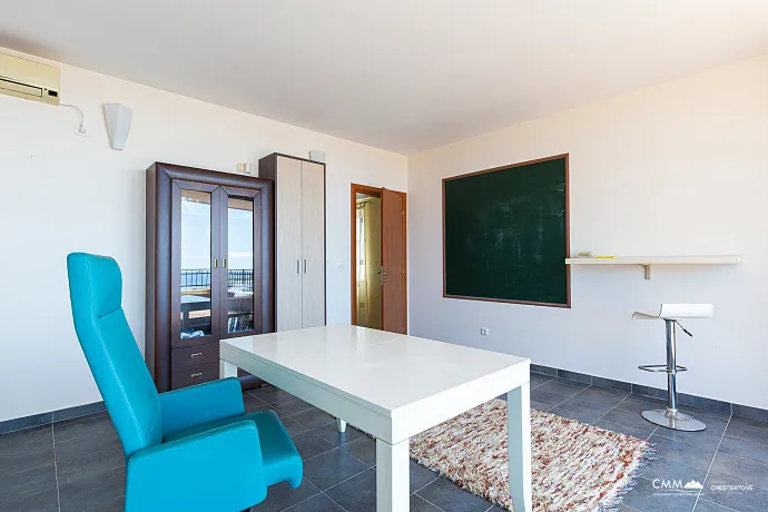 Sea view villa in Becici