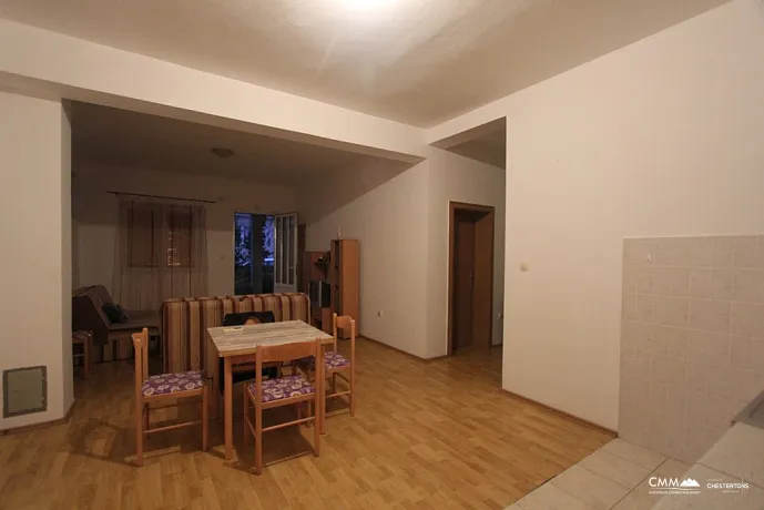 A furnished house in Topla