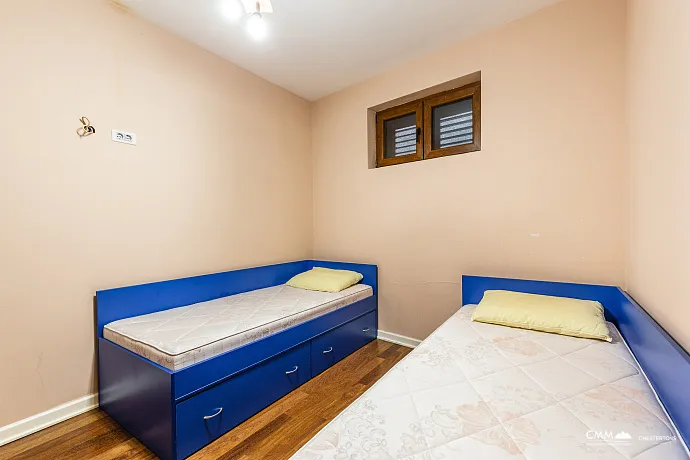 Two-Bedroom Apartment 84 m² in Pržno – Comfort and Coziness by the Sea