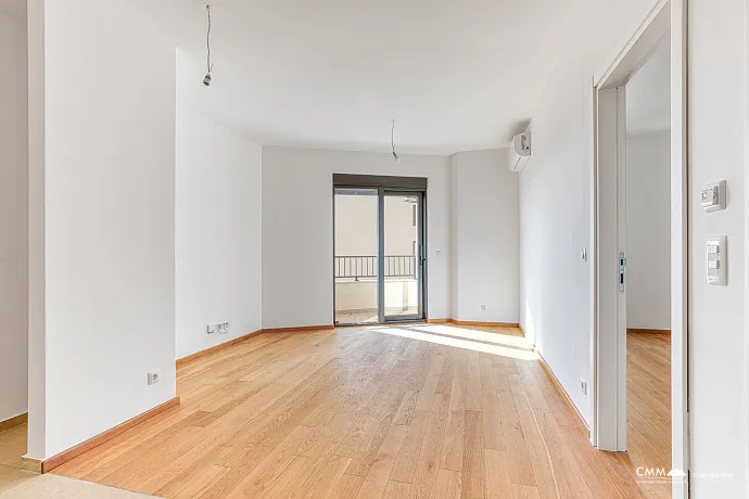 One-bedroom apartment with garage, Bečići