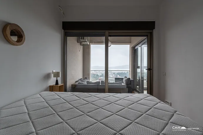 Spacious Apartment with Sea View in Tivat, Mažina Area