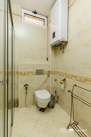 Elegance and serenity in a luxurious villa with natural views.