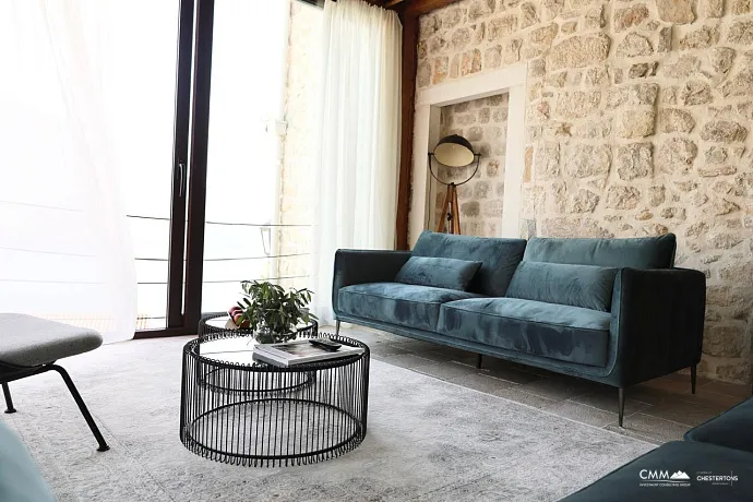 Luxury Villa with Panoramic Sea View – Elegance and Comfort Combined