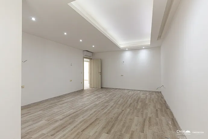 Penthouse in Ulcinj with sea view