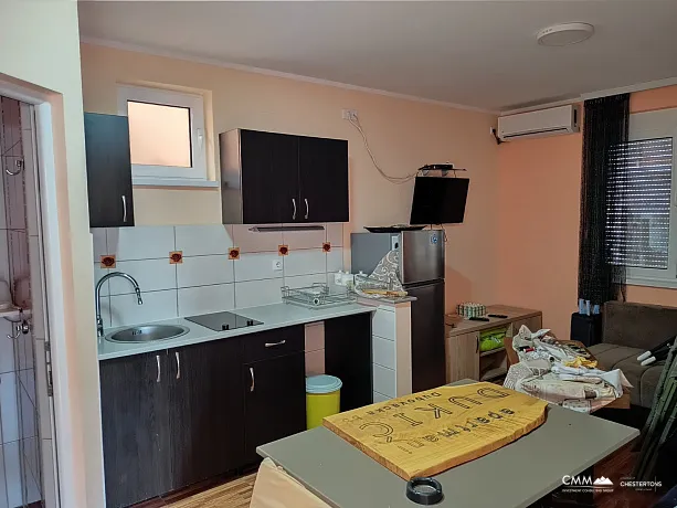Two-storey house with 6 bedrooms in Misici