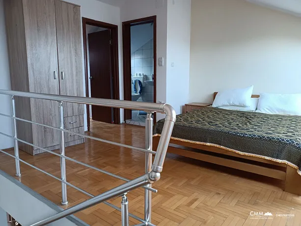 Studios and apartments with two bedrooms in Markovichi with sea views
