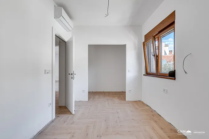 Apartments in a new complex in Tivat