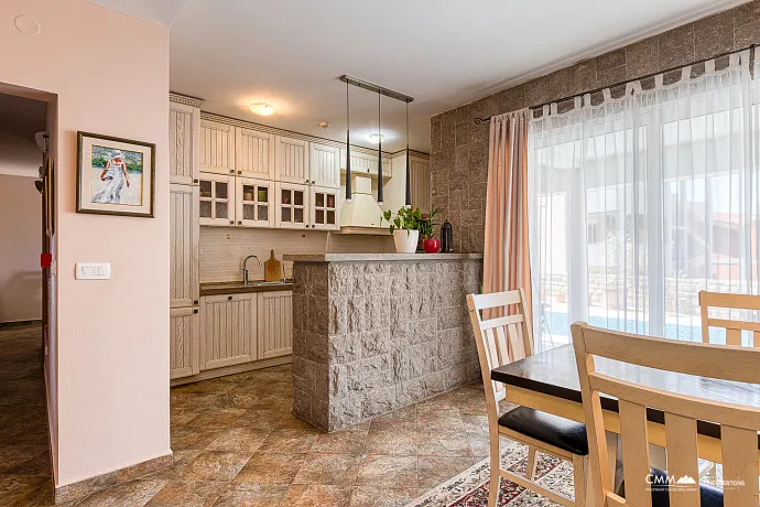 Sea view villa in Becici