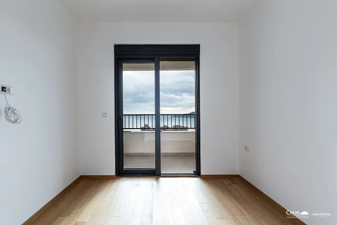 Apartment in Bečići: 45 m² and a stunning sea view