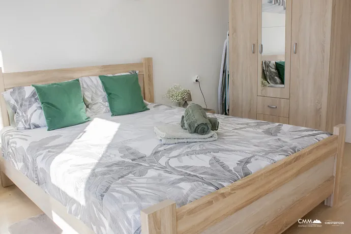 A bright and comfortable 65 m² apartment in Rafailovići