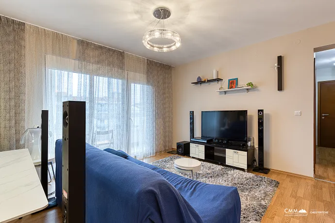 Apartment with 2 bedrooms in Bečići