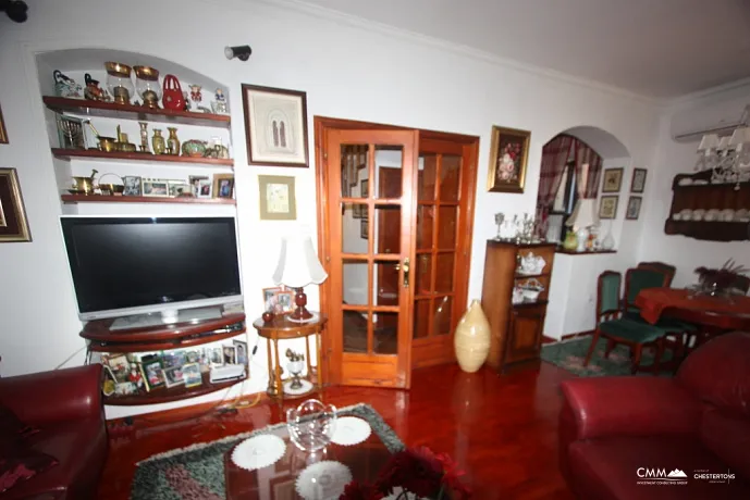 Apartment with three bedrooms in old town of Kotor