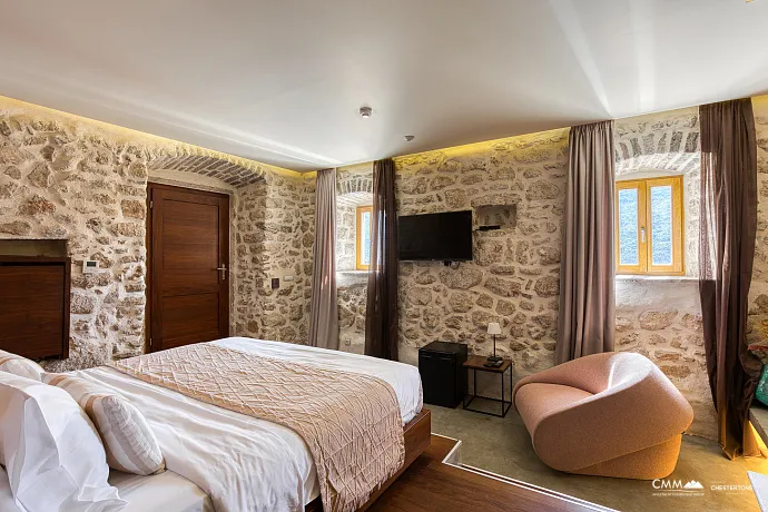 Luxury Villa with Panoramic Sea View – Elegance and Comfort Combined