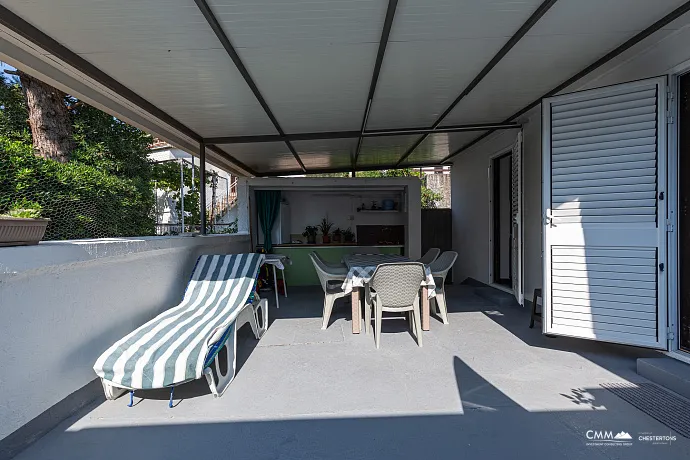 A townhouse wiht mountine view in Budva