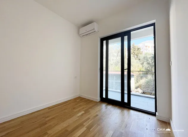 One bedroom apartment in Bečići with sea view