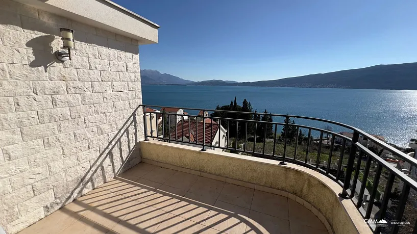 Apartment for sale in Herceg Novi with sea view 