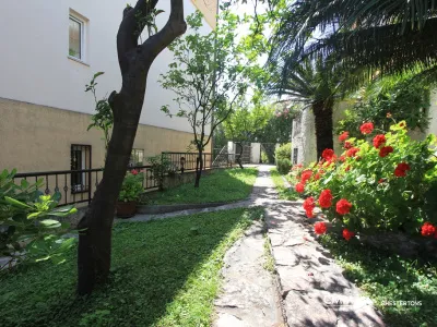 Apartment with a special apartment on the Savina near the sea