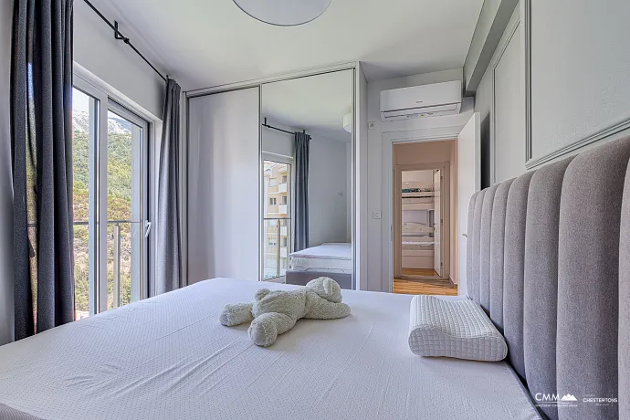 Luxury Penthouse in 5★ Resort with Rooftop Jacuzzi & Sunrise Views
