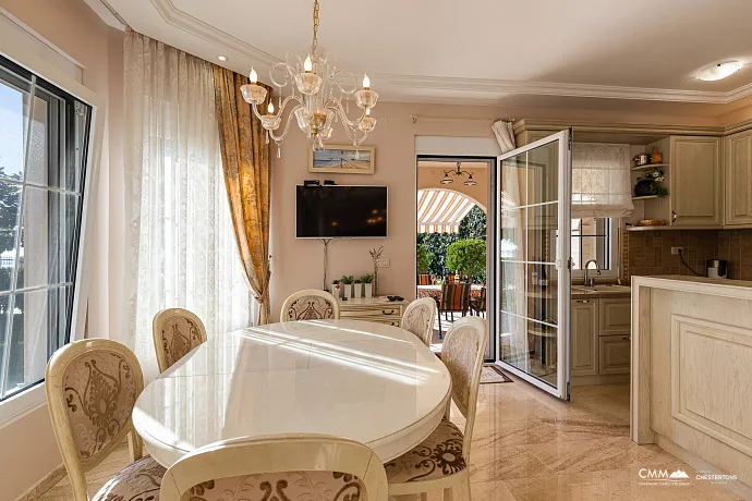 Elegance and serenity in a luxurious villa with natural views.