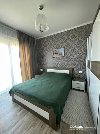 Stylish 2-Bedroom Apartment Just Steps from the Sea