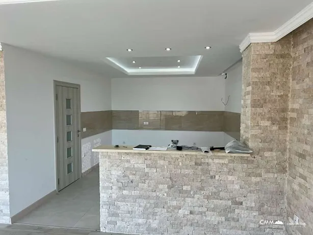 Penthouse in Ulcinj with sea view