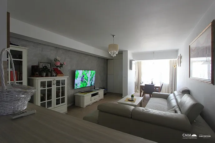 Four bedroom apartment in Budva