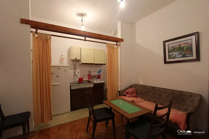 Mountain view house in Topla