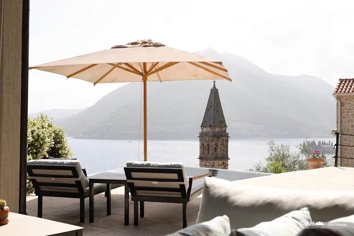 Luxury Villa with Panoramic Sea View – Elegance and Comfort Combined