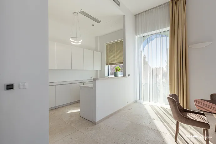 Luxurious villas in the PURE MANSIONS complex