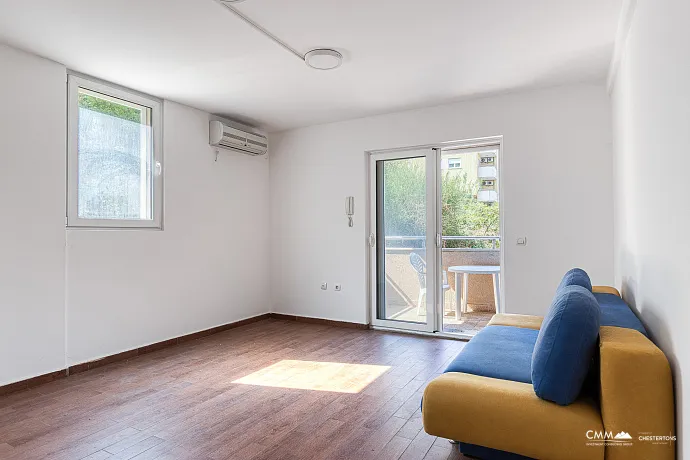 Spacious  1-Bedroom Apartment in Rafailovići