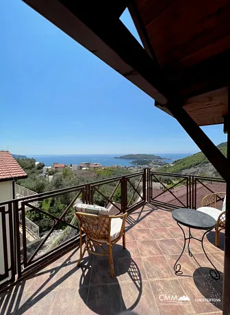 Beautiful four-story house with breathtaking sea view in Bečići