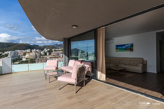 For sale: an exclusive, fully furnished luxury apartment with a spacious terrace.