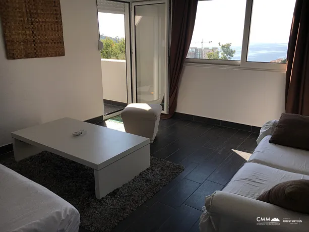 Charming Sea-View Residence with 3 Bedrooms in Petrovac