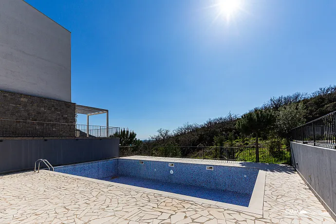 47 m² Apartment with a Beautiful View of Sveti Stefan